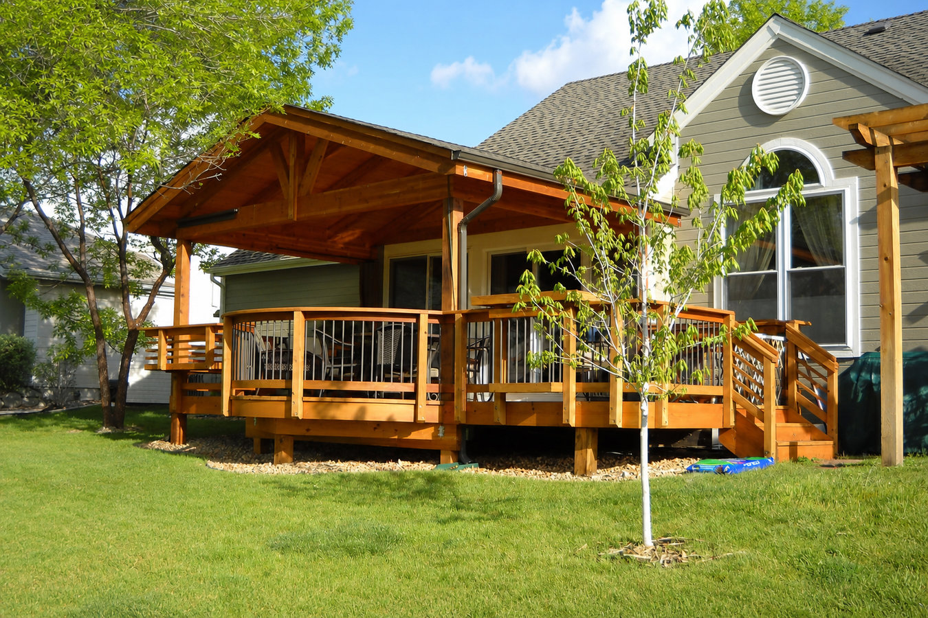 Custom deck design and build in Carson, CA